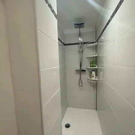 펜션 Charming Triplex House Heart Of Medieval Town *