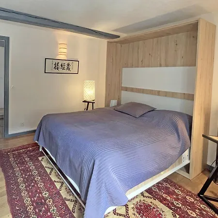 Charming Triplex House Heart Of Medieval Town 펜션