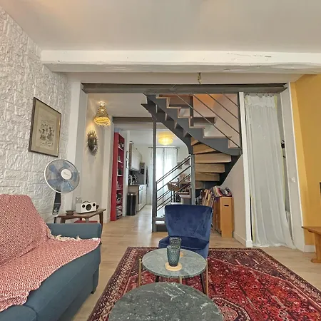 Charming Triplex House Heart Of Medieval Town 펜션 모레쉬르루앙